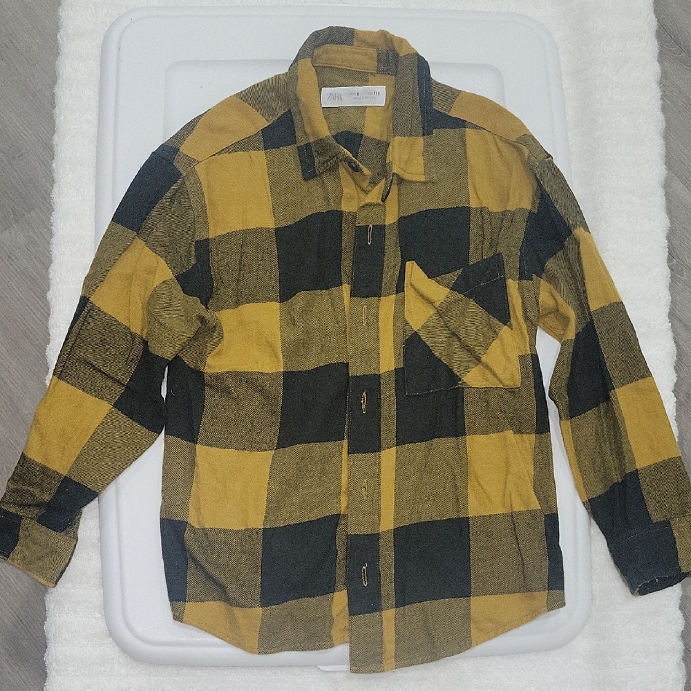 Zara Yellow and Black Plaid Button-Up Shirt